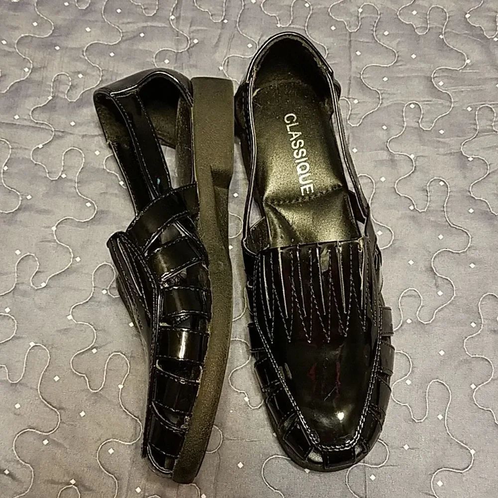 Classique black shoes size 7.5